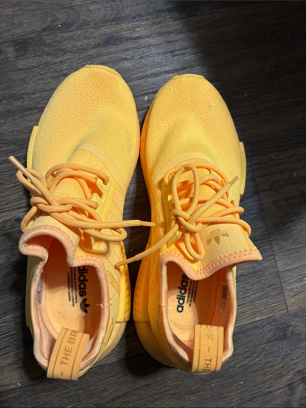 Adidas Size 7 Women’s 🧡